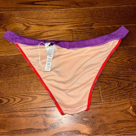 NWOT La Perla red and purple bikini bottoms in size large - Picture 9 of 13